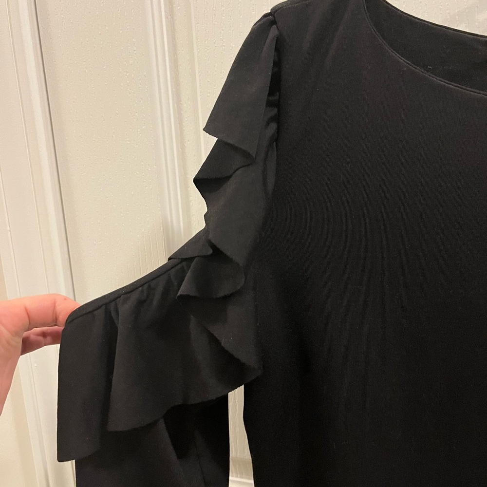 Susana Monaco | Cold Shoulder Ruffle Top - Picture 3 of 6